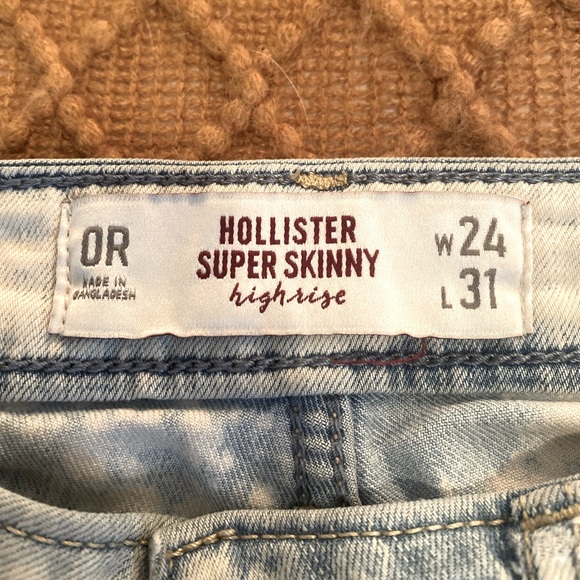 Hollister High Waisted Super Skinny Jeans Size 0R - Picture 4 of 5
